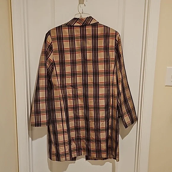 Harry Wallace New York Women's Silk Trench - Picture 4 of 4